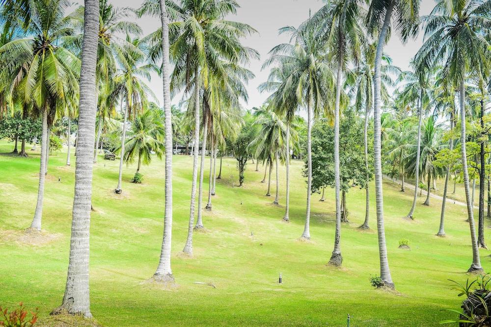 Banraya Resort And Spa Koh Racha Yai Bagian luar foto