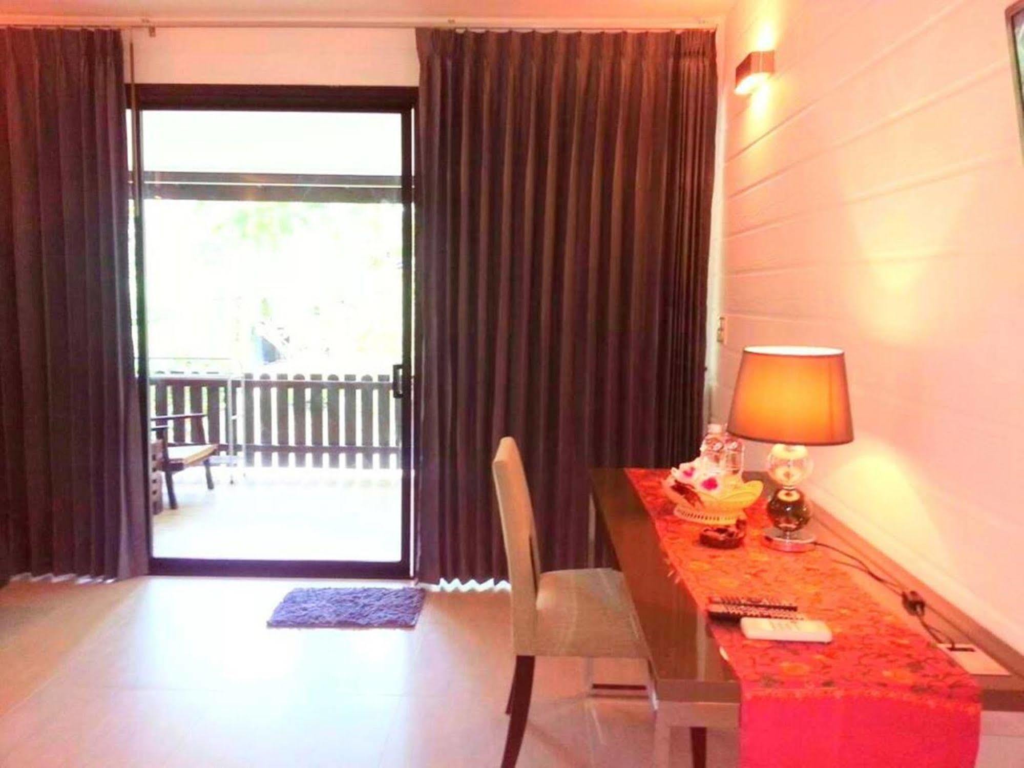 Banraya Resort And Spa Koh Racha Yai Bagian luar foto